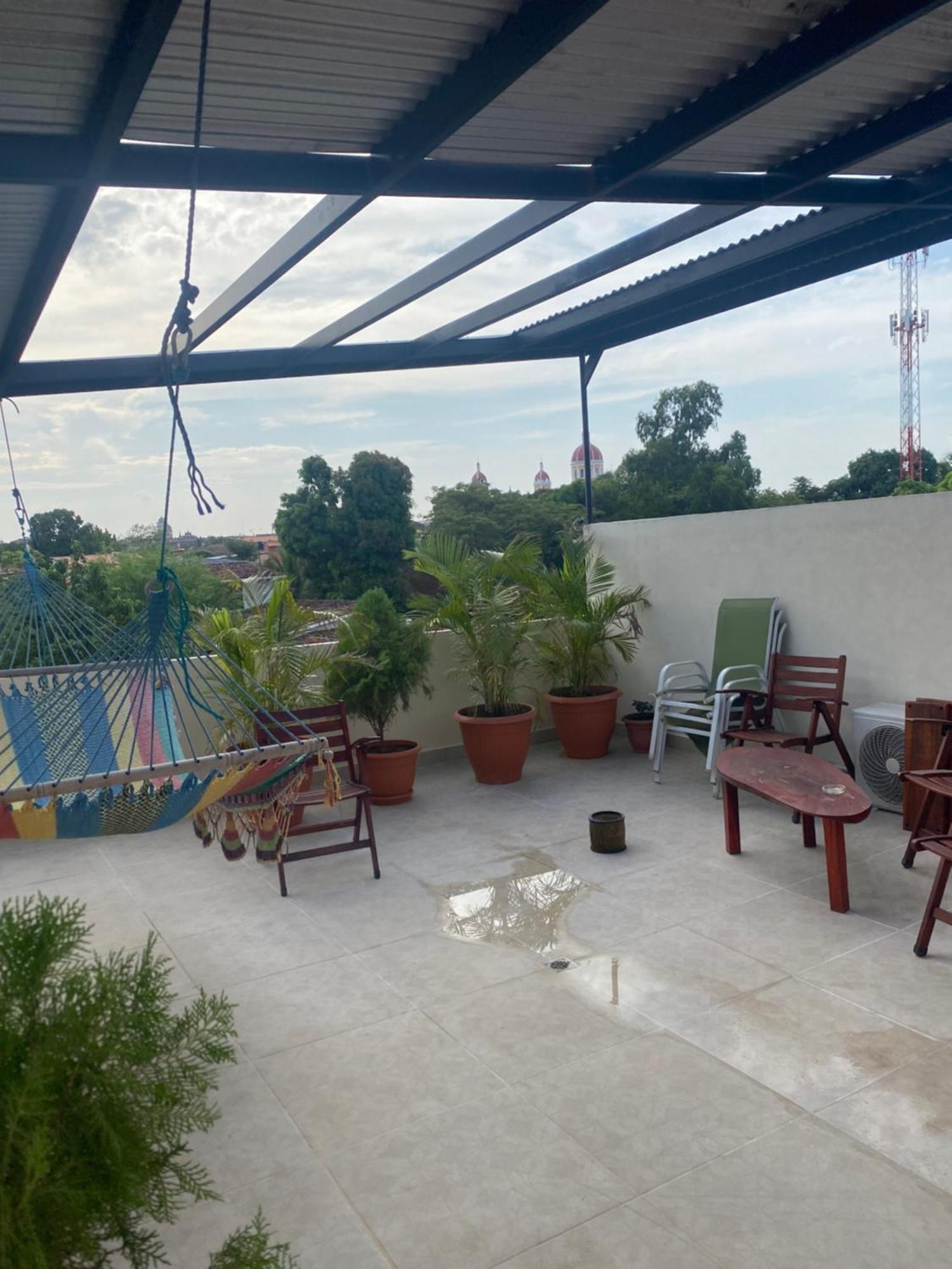 Apartamentos Casa Amarilla Granada Luaran gambar