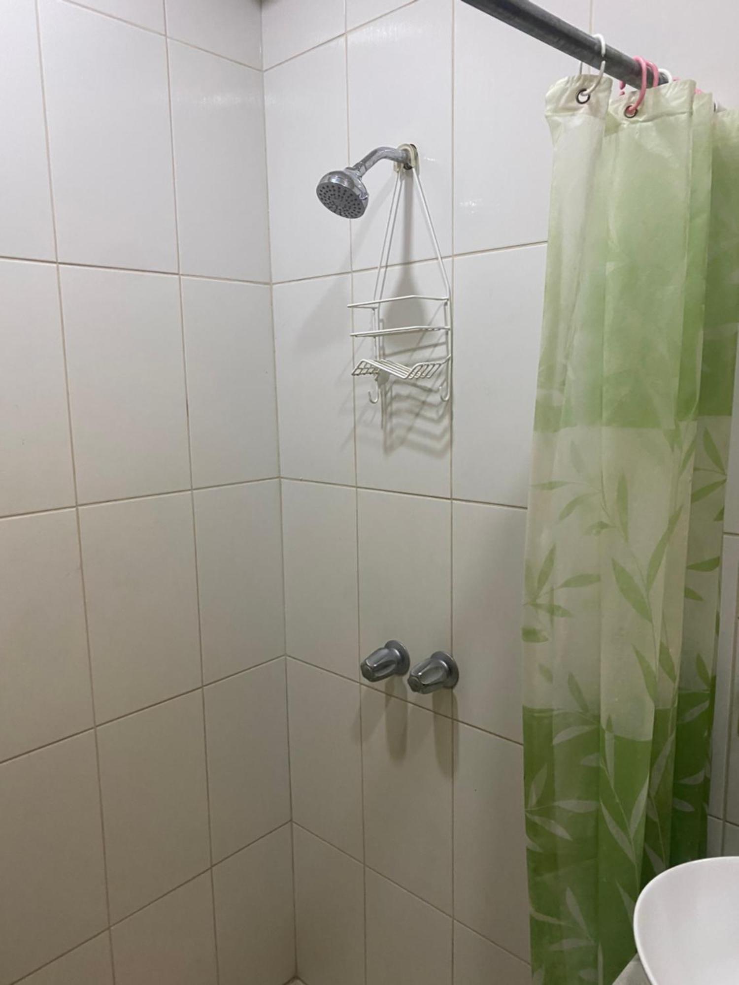 Apartamentos Casa Amarilla Granada Luaran gambar