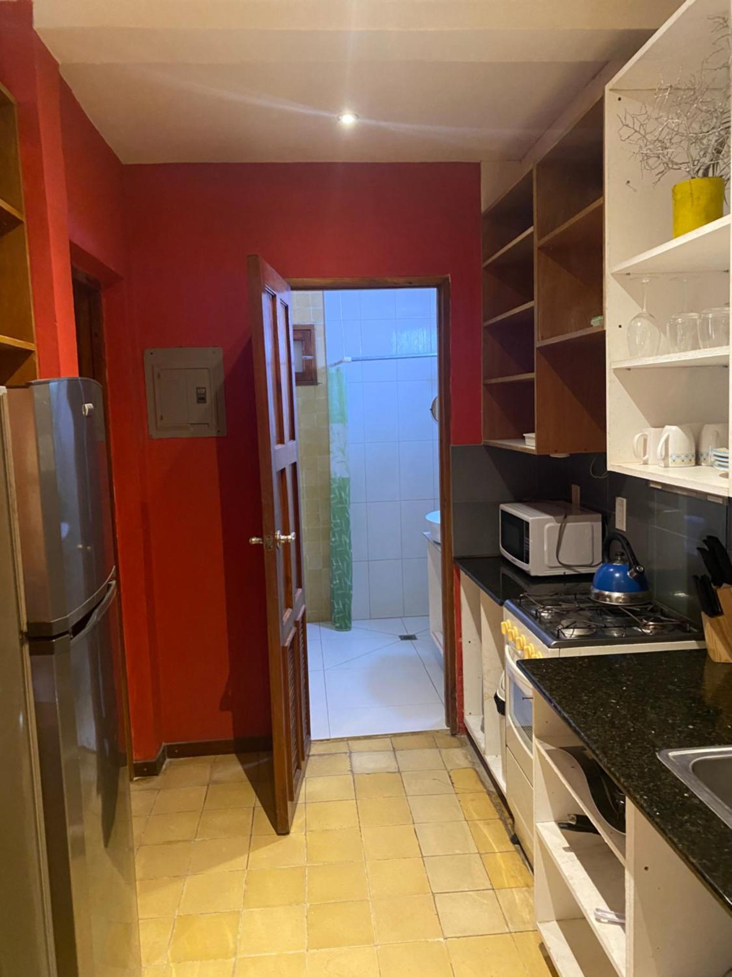 Apartamentos Casa Amarilla Granada Luaran gambar